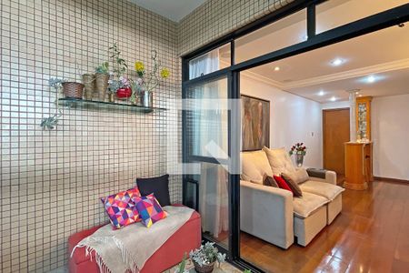Apartamento à venda com 120m², 3 quartos e 2 vagas