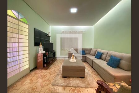 Casa à venda com 3 quartos, 205m² em Dom Bosco, Belo Horizonte