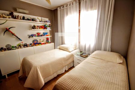 Casa de condomínio à venda com 455m², 4 quartos e 5 vagas