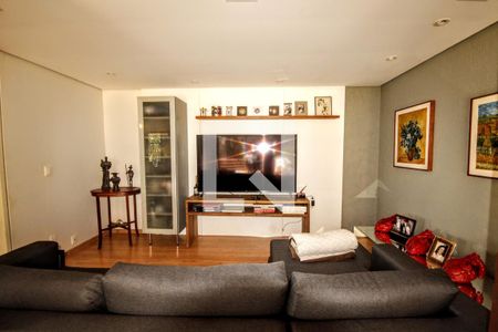 Casa de condomínio à venda com 455m², 4 quartos e 5 vagas