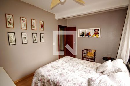 Casa de condomínio à venda com 455m², 4 quartos e 5 vagas