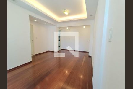 Apartamento à venda com 3 quartos, 72m² em Vila Paris, Belo Horizonte