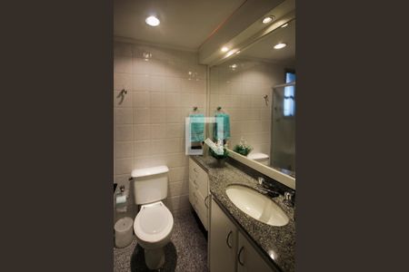 Apartamento à venda com 80m², 3 quartos e 2 vagasBanheiro