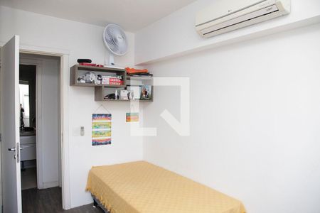 Quarto 2 de apartamento para alugar com 2 quartos, 70m² em Santana, Porto Alegre
