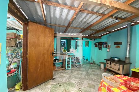 Casa à venda com 120m², 2 quartos e 1 vagaFogão a   Lenha