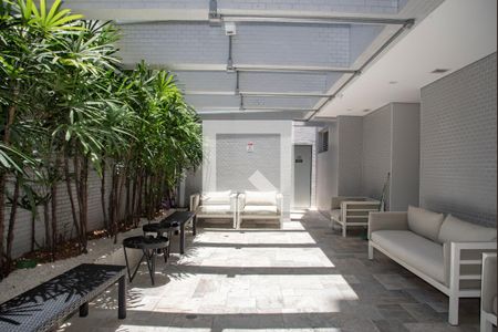 Apartamento para alugar com 38m², 1 quarto e 1 vaga Apartamento para alugar com 38m², 1 quarto e 1 vagaÁrea comum - Churrasqueira