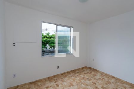 Quarto 1 de apartamento para alugar com 2 quartos, 50m² em Cordovil, Rio de Janeiro