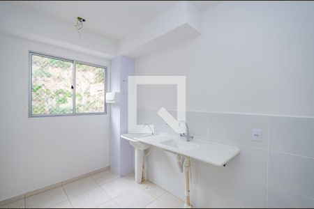 Cozinha de apartamento para alugar com 2 quartos, 47m² em Engenho Nogueira, Belo Horizonte