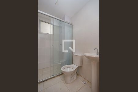 Banheiro de apartamento para alugar com 2 quartos, 47m² em Engenho Nogueira, Belo Horizonte