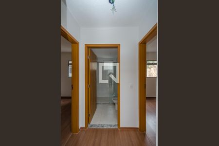 Corredor de apartamento para alugar com 2 quartos, 47m² em Engenho Nogueira, Belo Horizonte