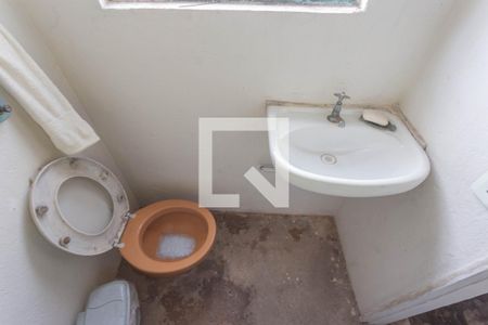 Casa à venda com 360m², 2 quartos e 4 vagasBanheiro