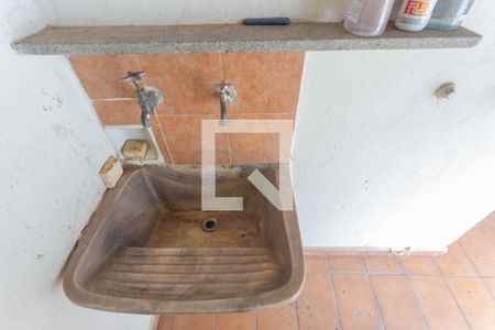 Casa à venda com 360m², 2 quartos e 4 vagasLavanderia/Quintal