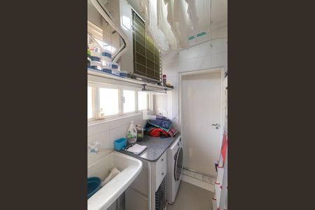 Apartamento para alugar com 156m², 3 quartos e 1 vaga Apartamento para alugar com 156m², 3 quartos e 1 vagaÁrea de Serviço