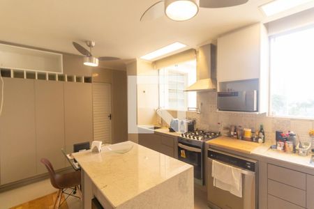 Apartamento para alugar com 156m², 3 quartos e 1 vaga Apartamento para alugar com 156m², 3 quartos e 1 vagaCozinha