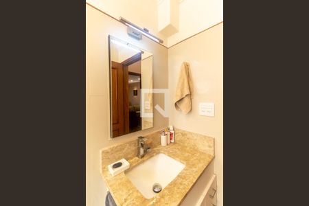 Apartamento para alugar com 156m², 3 quartos e 1 vaga Apartamento para alugar com 156m², 3 quartos e 1 vagaBanheiro da Suíte 1