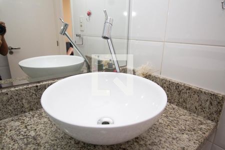 Lavabo de apartamento à venda com 3 quartos, 61m² em Piqueri, São Paulo