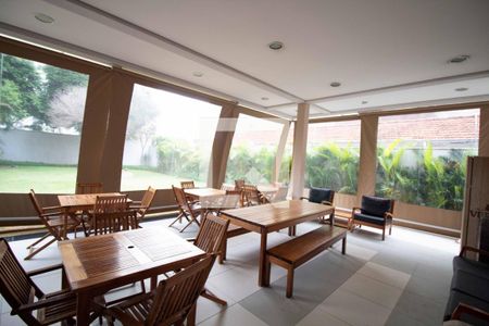 Apartamento à venda com 134m², 3 quartos e 2 vagas Apartamento à venda com 134m², 3 quartos e 2 vagasSalão de Festas