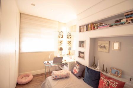 Apartamento à venda com 134m², 3 quartos e 2 vagas Apartamento à venda com 134m², 3 quartos e 2 vagasQuarto 1