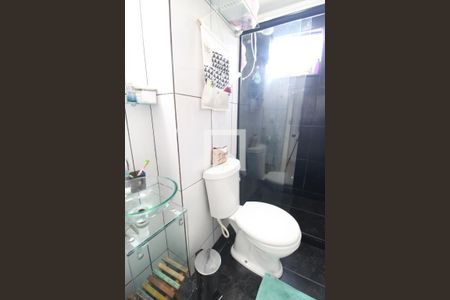 Banheiro de apartamento à venda com 1 quarto, 42m² em Jacarepaguá, Rio de Janeiro