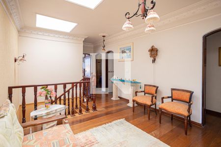 Casa à venda com 500m², 5 quartos e 8 vagasSala 2