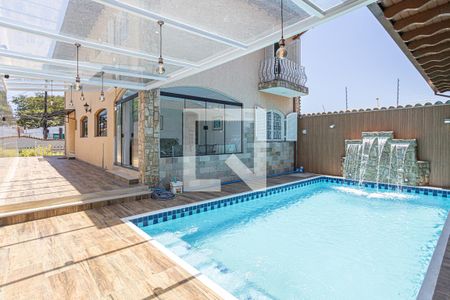 Casa à venda com 500m², 5 quartos e 8 vagasPiscina