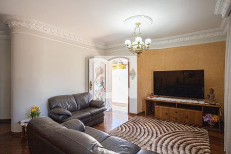 Casa à venda com 500m², 5 quartos e 8 vagasSala