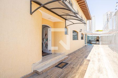 Casa à venda com 500m², 5 quartos e 8 vagasCorredor