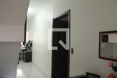 Rall de entrada de casa à venda com 4 quartos, 290m² em Jardim do Trevo, Campinas