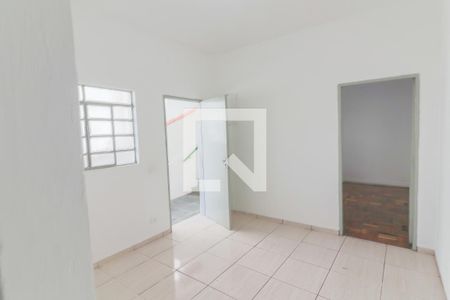 Sala de casa para alugar com 2 quartos, 60m² em Vila Dalva, São Paulo