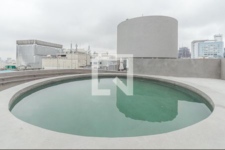 Studio para alugar com 20m², 1 quarto e sem vaga Studio para alugar com 20m², 1 quarto e sem vagaPiscina
