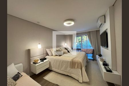 Casa à venda com 300m², 4 quartos e 4 vagas