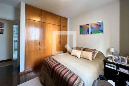 Apartamento à venda com 130m², 4 quartos e 2 vagasQuarto 3