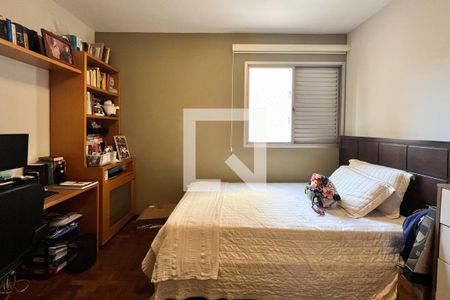 Apartamento à venda com 130m², 4 quartos e 2 vagasQuarto 2