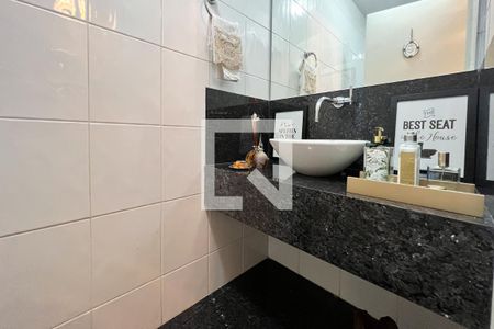 Apartamento à venda com 130m², 4 quartos e 2 vagasLavabo