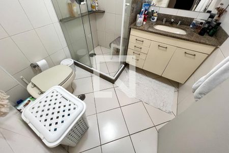 Apartamento à venda com 130m², 4 quartos e 2 vagasBanheiro Social
