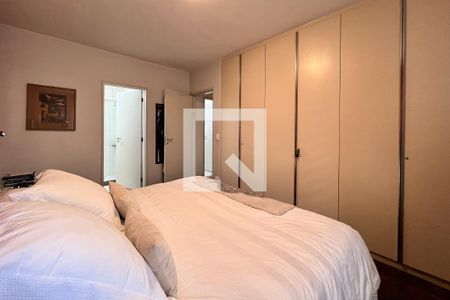 Apartamento à venda com 130m², 4 quartos e 2 vagasQuarto 1 - Suite