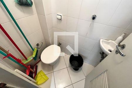 Apartamento à venda com 130m², 4 quartos e 2 vagasBanheiro de serviço