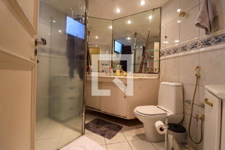 Apartamento à venda com 179m², 3 quartos e 2 vagasBanheiro da Suíte