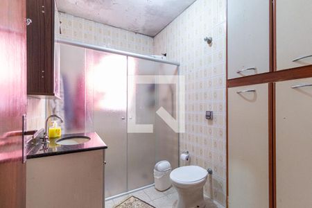 Banheiro de casa à venda com 2 quartos, 104m² em Centro, Osasco