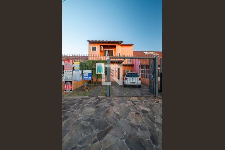 Casa à venda com 115m², 3 quartos e 3 vagasFachada