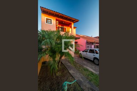 Casa à venda com 115m², 3 quartos e 3 vagasFachada