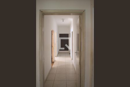 Casa para alugar com 334m², 3 quartos e 4 vagasCorredor