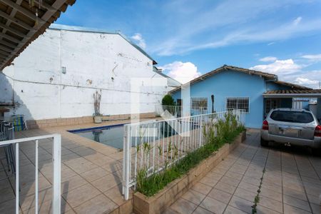 Casa para alugar com 114m², 3 quartos e 4 vagasPiscina