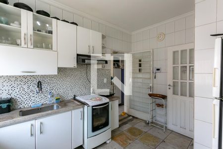 Casa para alugar com 114m², 3 quartos e 4 vagasCozinha