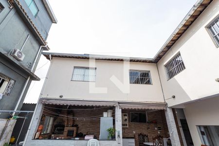 Casa de condomínio à venda com 700m², 7 quartos e 2 vagasCasa dos Fundos