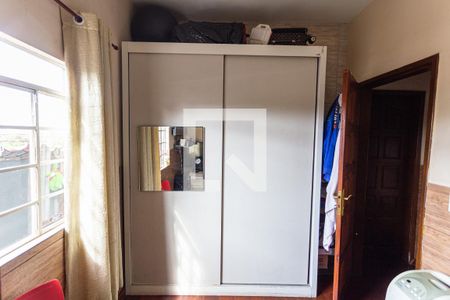 Casa de condomínio à venda com 700m², 7 quartos e 2 vagasArmário do Quarto 2 do Primeiro Andar