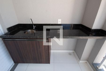 Sacada de apartamento para alugar com 2 quartos, 57m² em Vila Yara, Osasco