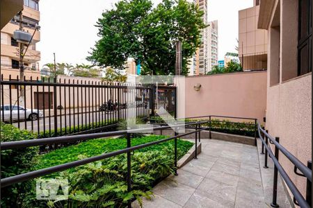 Apartamento à venda com 30m², 1 quarto e 1 vaga Apartamento à venda com 30m², 1 quarto e 1 vagaEntrada