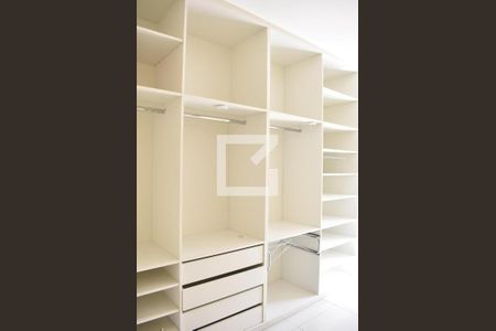 Casa para alugar com 69m², 2 quartos e 1 vagaQuarto 2 - Armários