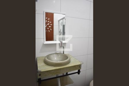 Casa para alugar com 69m², 2 quartos e 1 vagaBanheiro